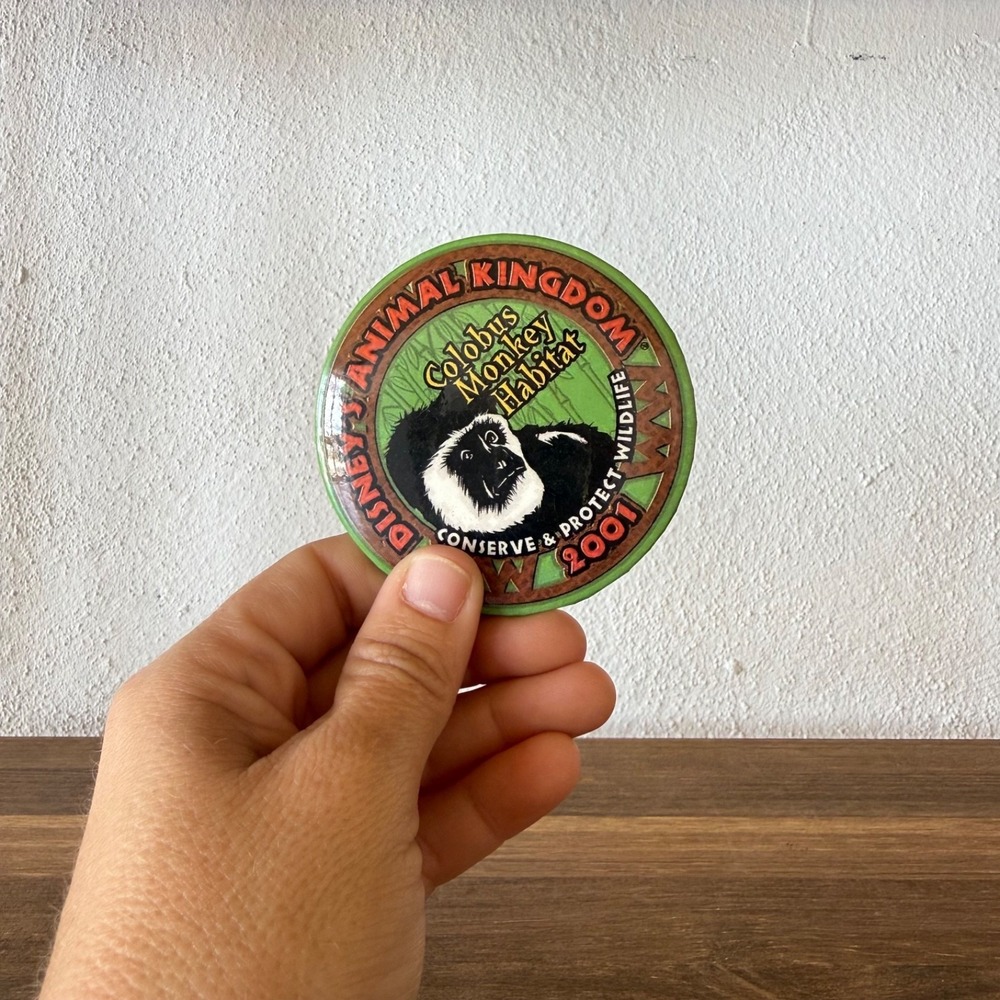 Disney Animal Kingdom 2001 Colobus‎ Monkey Habitat Button Pinback Conservation